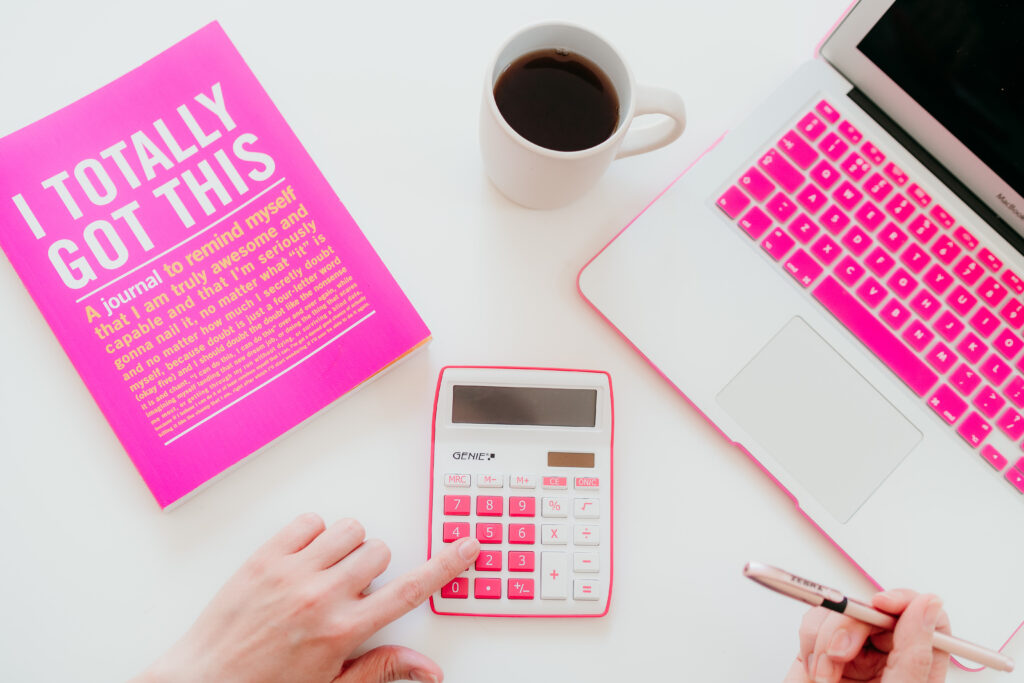 Surrey accountant using cloud accounting software
